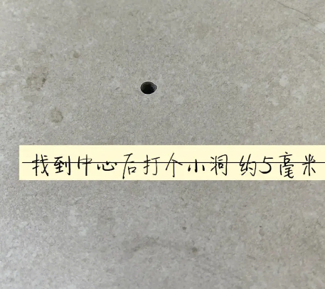 靖宇瓷砖空鼓维修公司专业解答在瓷砖铺贴过程中，如果砂料搅拌不均匀，将会带来以下问题